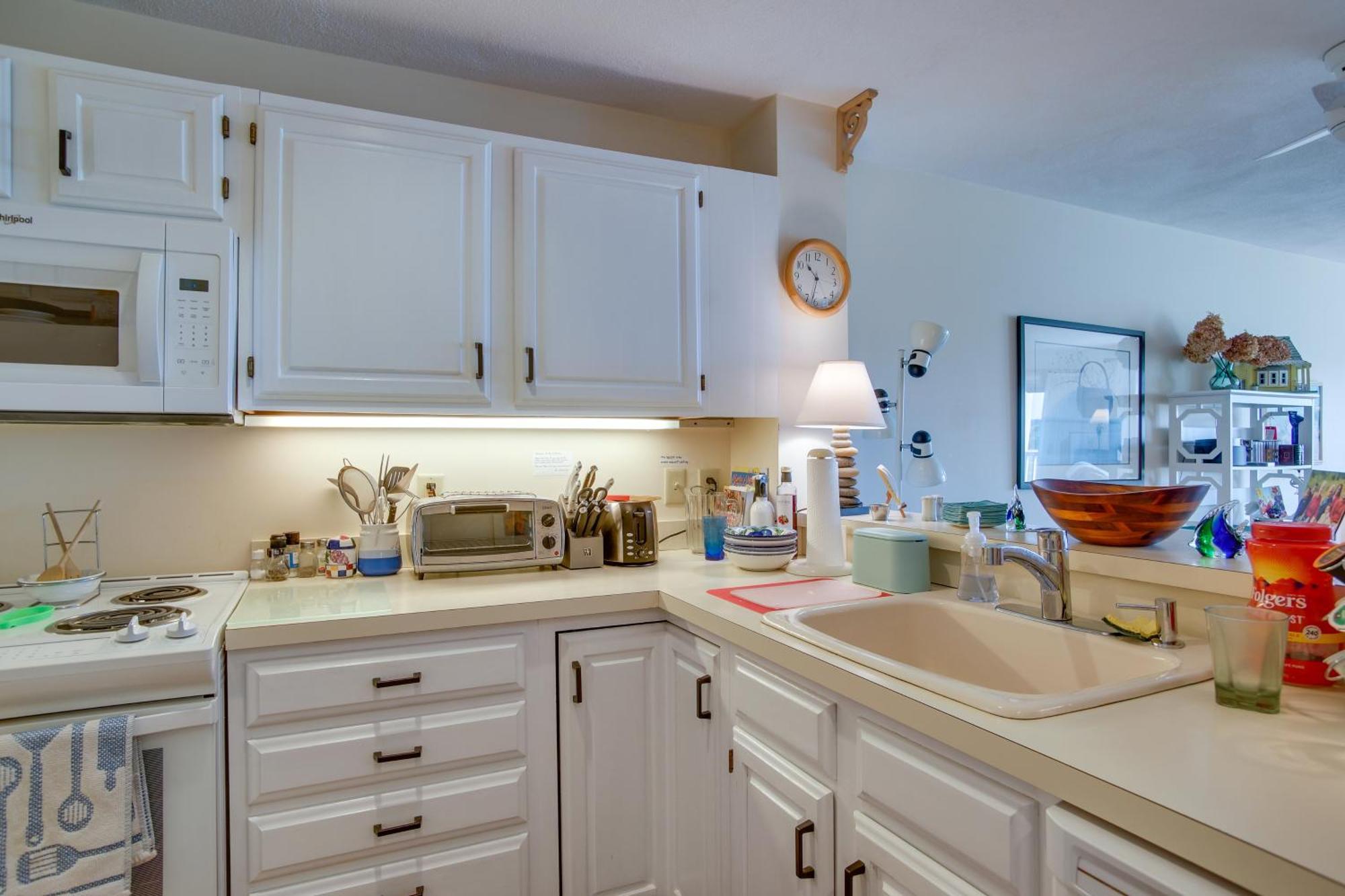 Breezy Oak Bluffs Condo - Steps To Inkwell Beach! Exterior foto